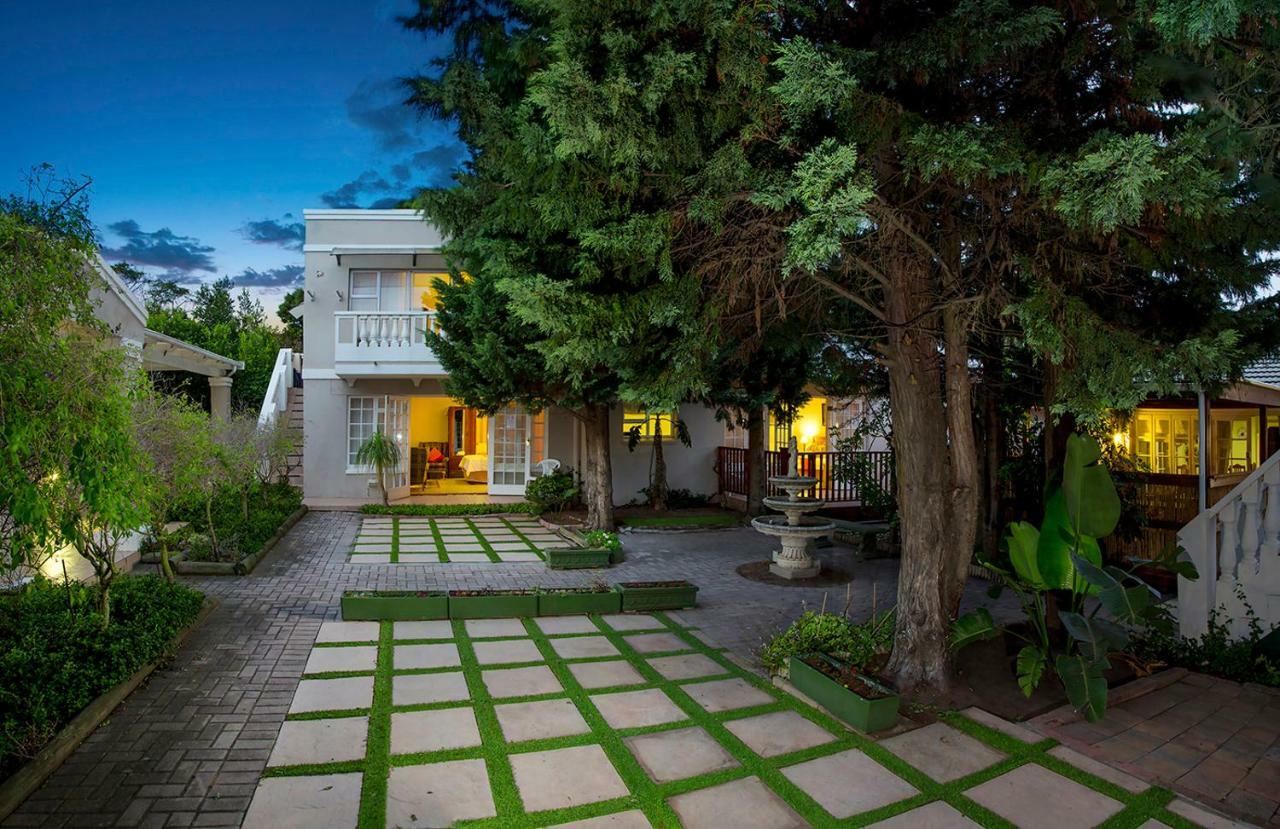 Heugh Road Guest House Port Elizabeth Bagian luar foto