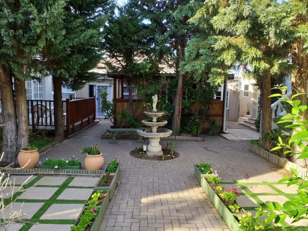 Heugh Road Guest House Port Elizabeth Bagian luar foto